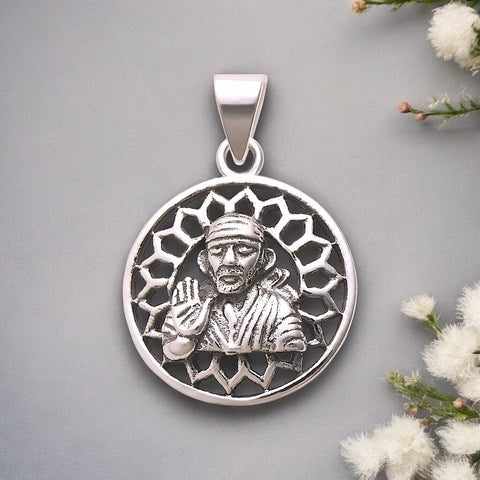 925 Sterling Silver Sai Baba Antique Pendant For Unisex - Taraash