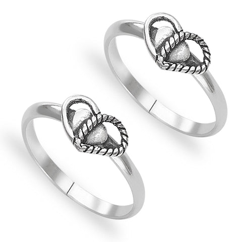 Taraash toe ring in silver